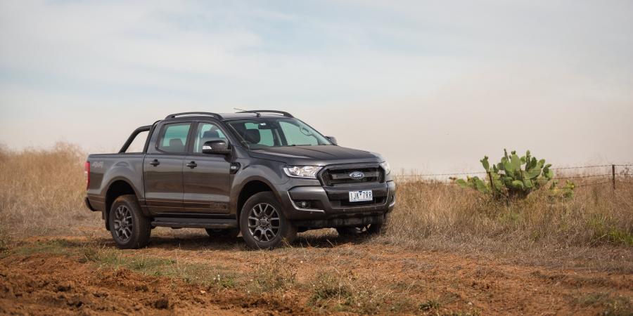  Ford Ranger Double Cab FX4 2017 года  (AU) (фото 12 из 40)